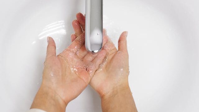 wash hands