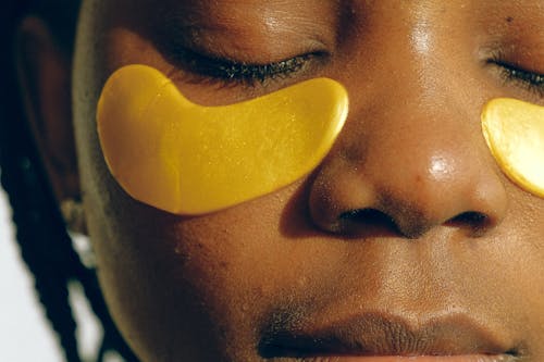 How to Reduce Puffy Eyes Fast