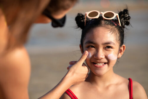 How to Choose the Right Sunscreen for Kids